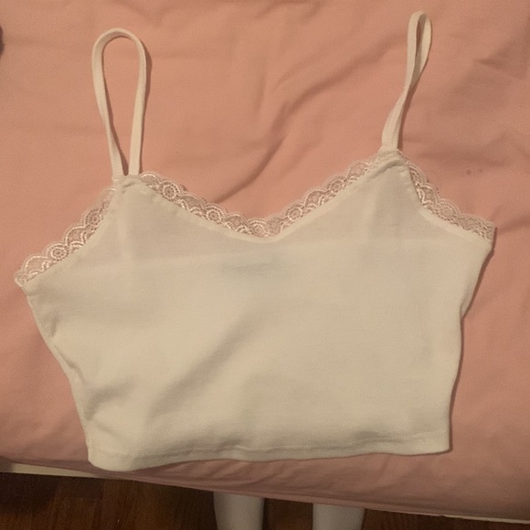White Laced Cropped Tank Top - Picture 3 of 4